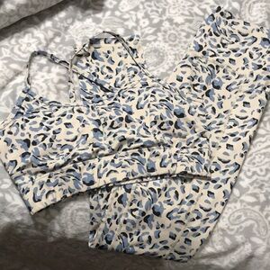 Leopard Print Sports Bra and Leggings Set